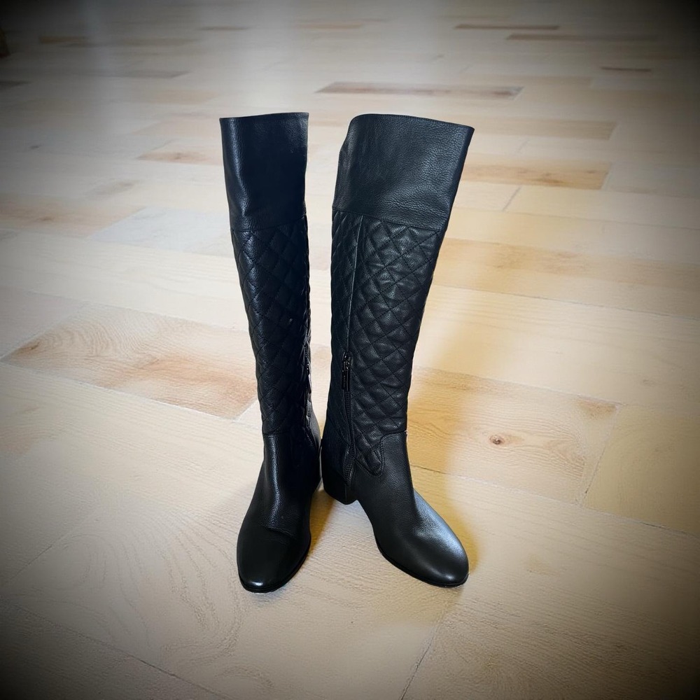 Michael‎ Kors tall leather boots size 5.5